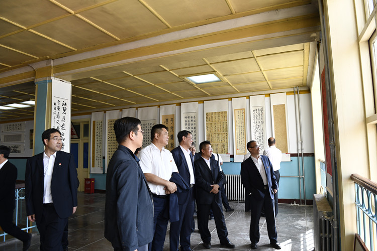 1624840864576599.jpg 3-2祁连山水泥职工书画摄影展_副本.jpg