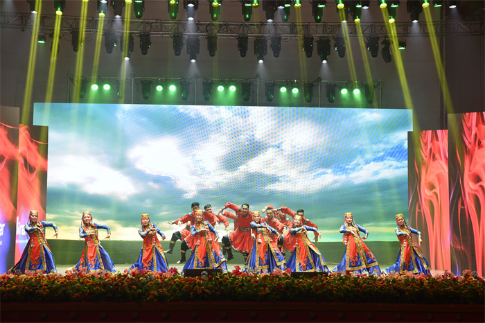 1624870743896835.jpg 6幸福的草原.jpg