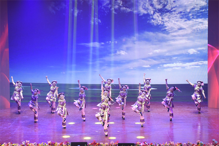 1624871063634556.jpg 8-3今夜欢歌颂党恩.jpg