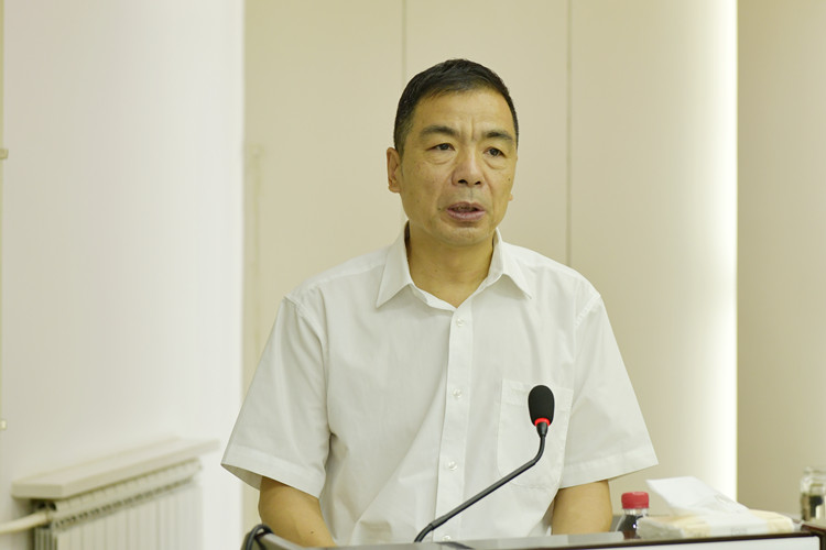 1627453105655061.jpg _DSC5762_副本刘继彬作报告.jpg