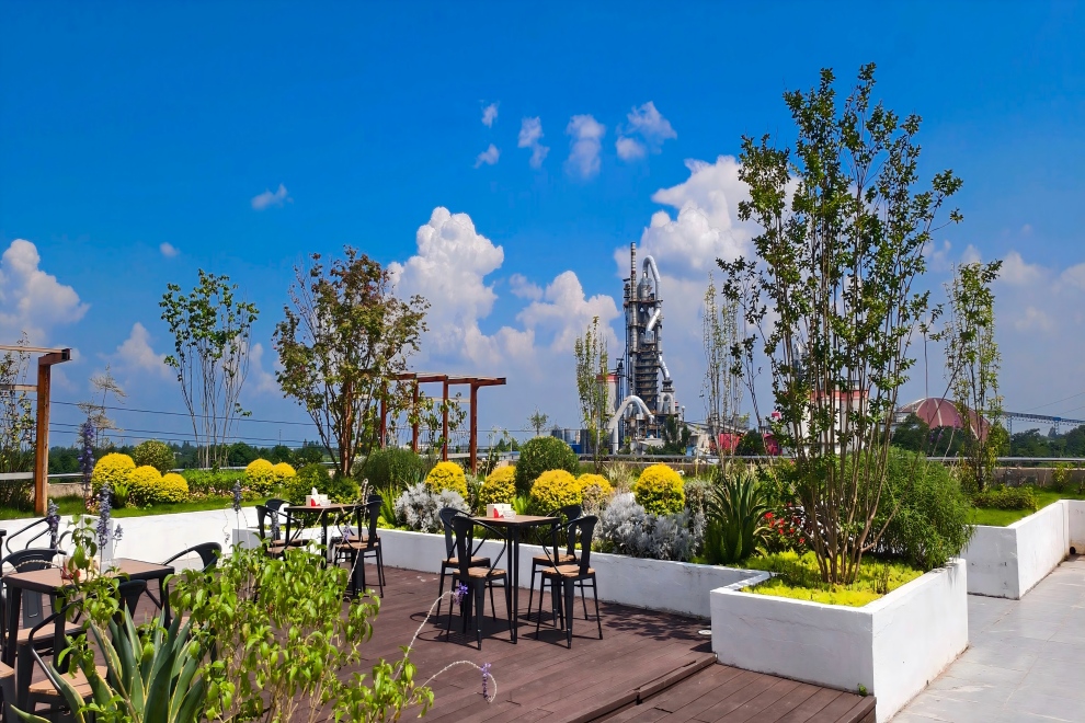 1760080609779298.jpg 集团(1).jpg